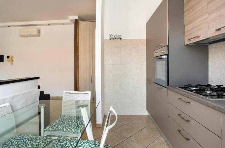 Casti - Appartamento Mm3 Comasina Milan Exterior photo
